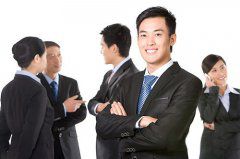 企業(yè)定做工作服有哪些價(jià)值？